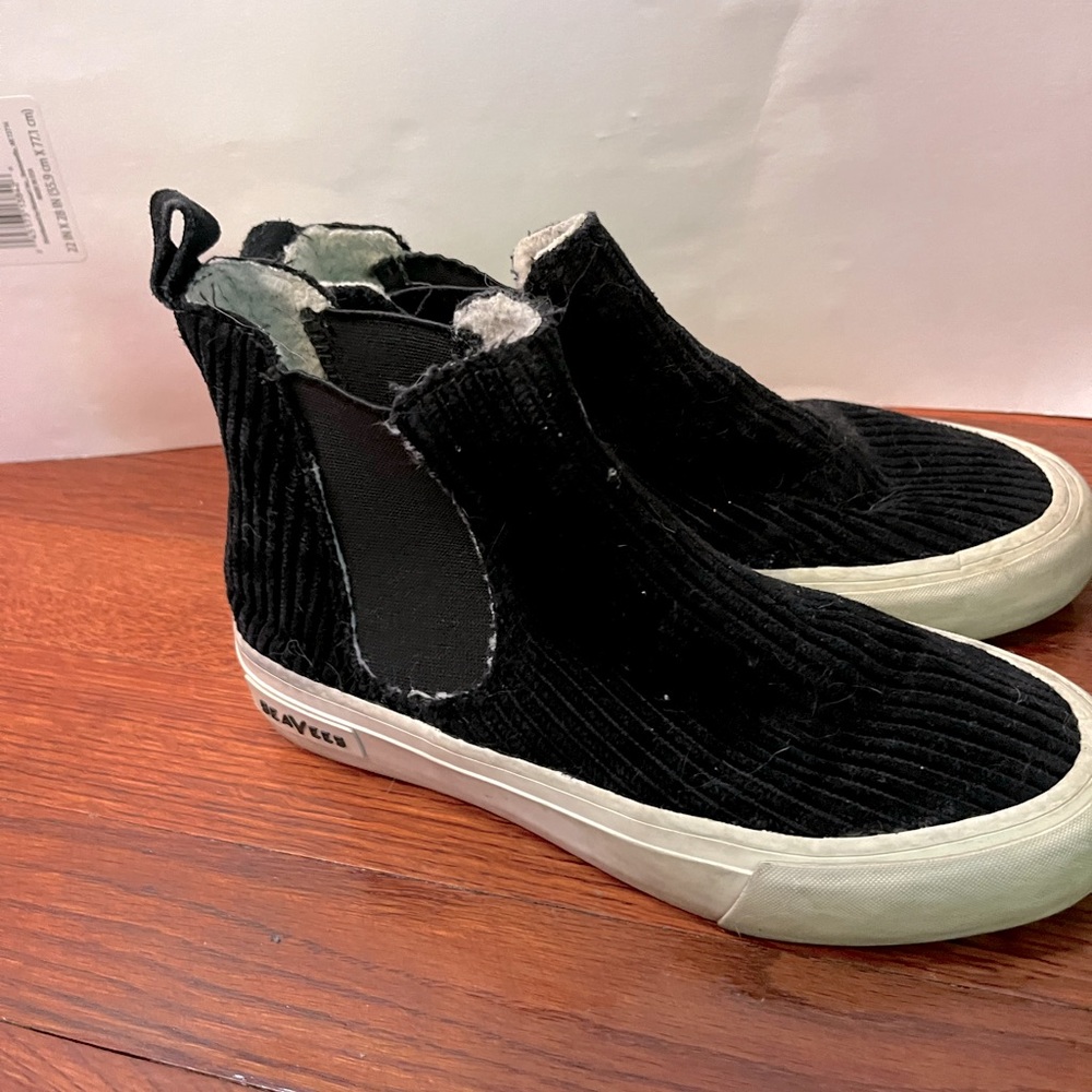 Seavees Pull On Ribbed Sneaker
